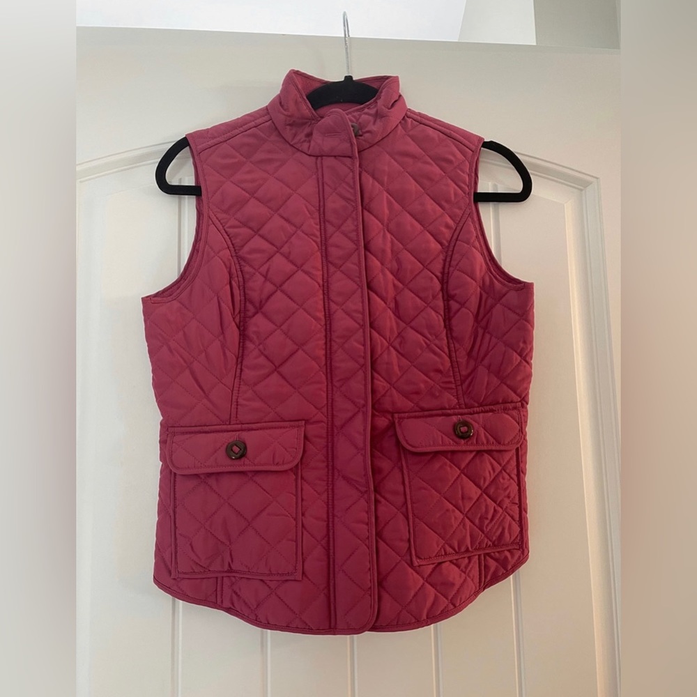 Women’s Van Heusen quilted vest